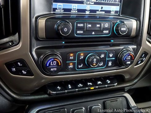 Used 2018 GMC Sierra 1500 Denali AWD/4WD image 23