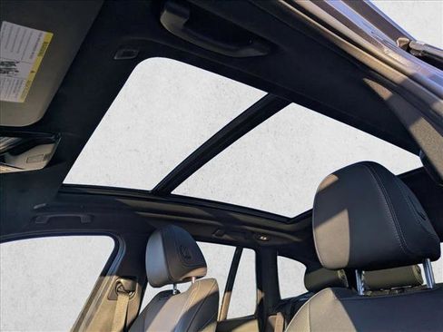 Used 2023 BMW X3 xDrive30i w/ Premium Package w/ZPA image 16