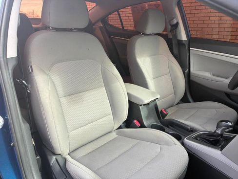 Used 2020 Hyundai Elantra SE image 15