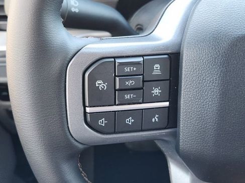 Used 2025 Ford F150 Lariat w/ Equipment Group 501A Mid image 38