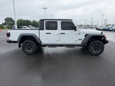 Used 2020 Jeep Gladiator Sport w/ Quick Order Package 24S AWD/4WD image 4