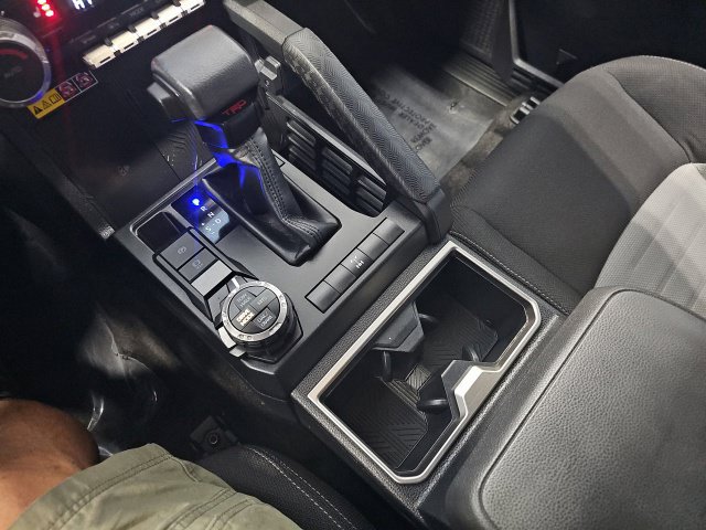 Used 2025 Toyota 4Runner TRD Off-Road AWD/4WD image 23