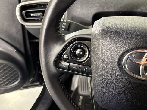 Used 2021 Toyota Prius Prime LE image 19