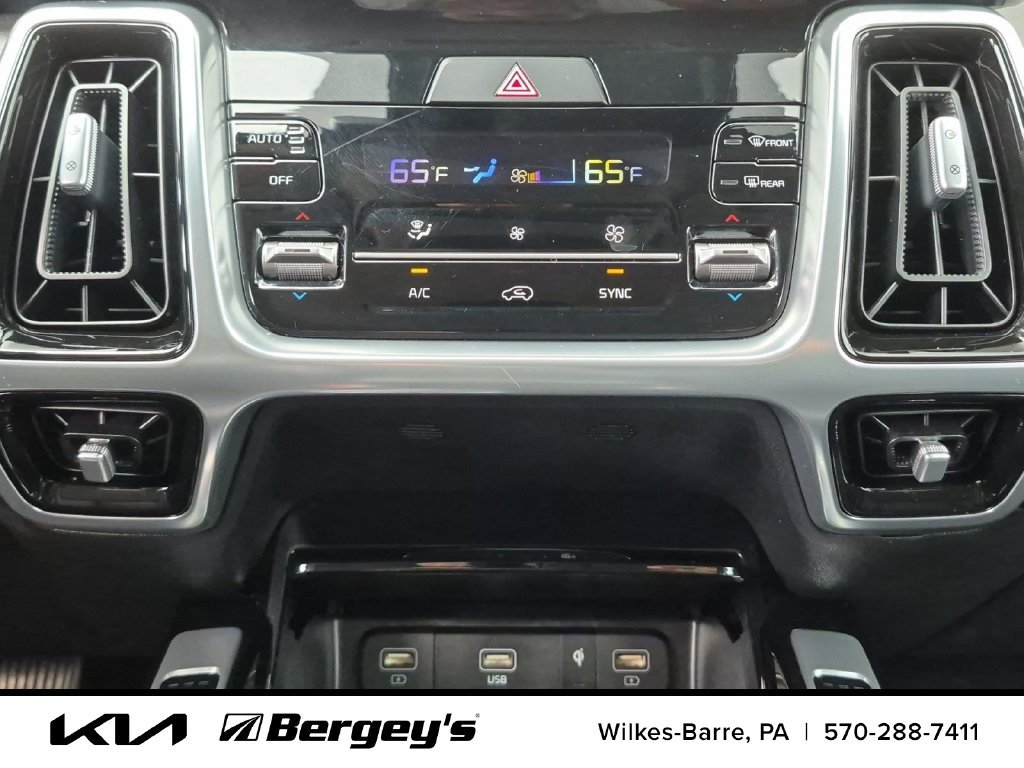 Certified 2023 Kia Sorento SX AWD/4WD image 21