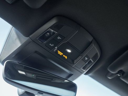 Used 2024 Porsche 911 Carrera S w/ Sport Package image 70