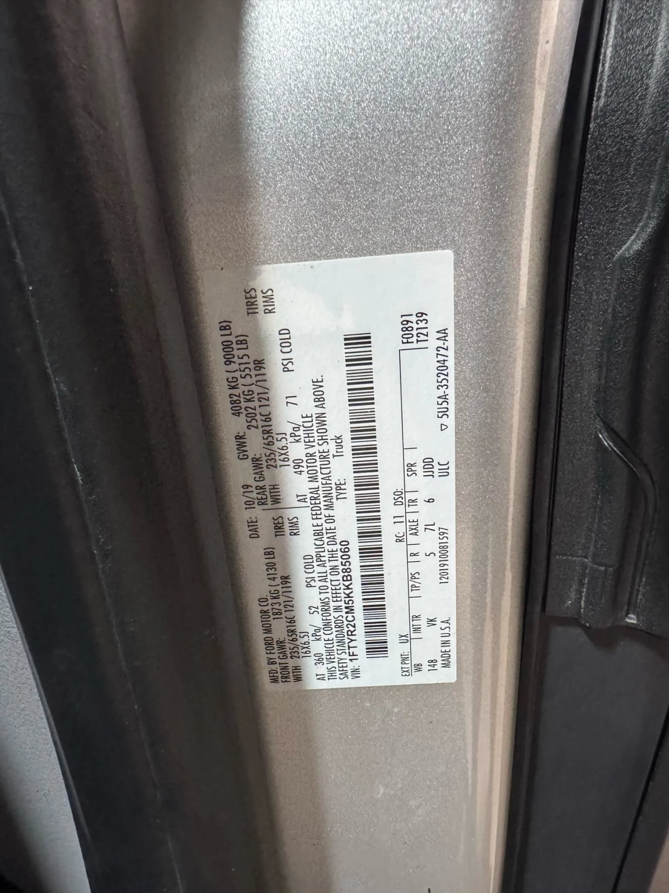 Used 2019 Ford Transit 250 148 Medium Roof RWD image 59