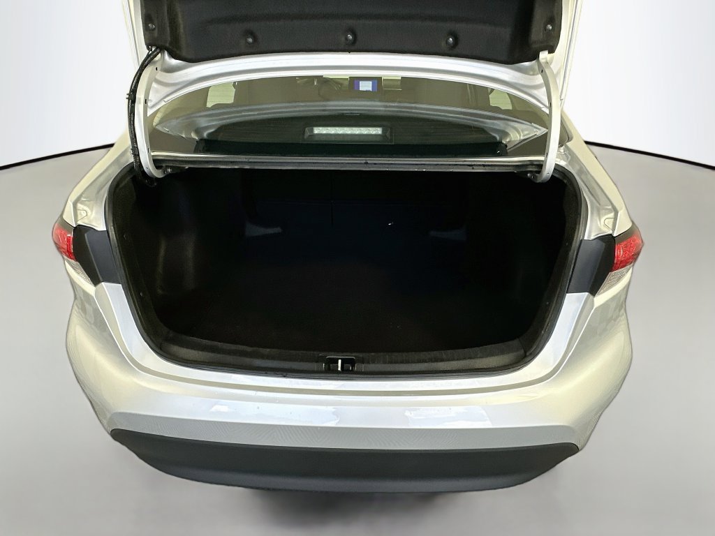Used 2024 Toyota Corolla LE FWD image 24