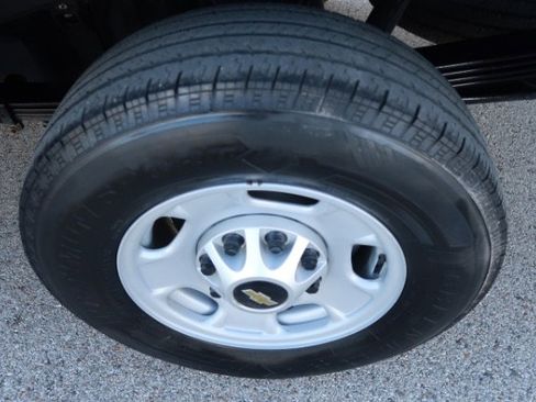 Used 2020 Chevrolet Silverado 2500 W/T w/ WT Convenience Package image 15