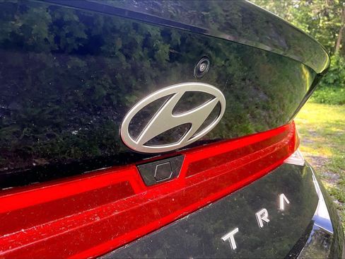 Used 2025 Hyundai Elantra Sport FWD image 30