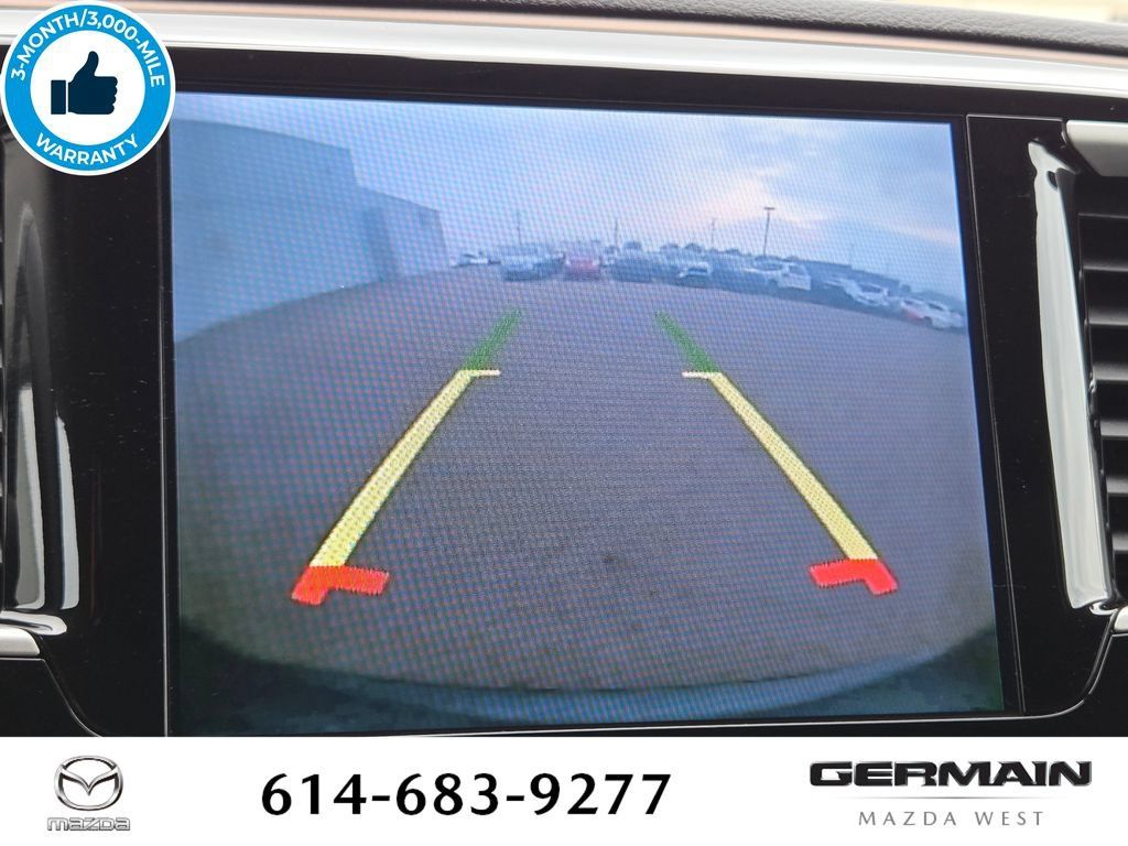 Used 2017 Chrysler Pacifica Touring-L FWD image 34