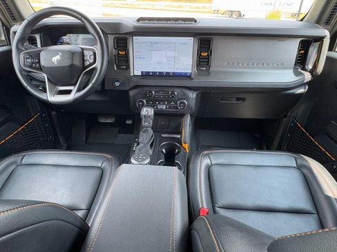 Used 2024 Ford Bronco Badlands w/ Sasquatch Package AWD/4WD image 11