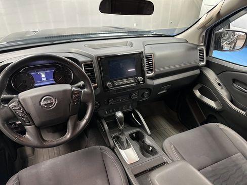 Used 2022 Nissan Frontier SV image 21