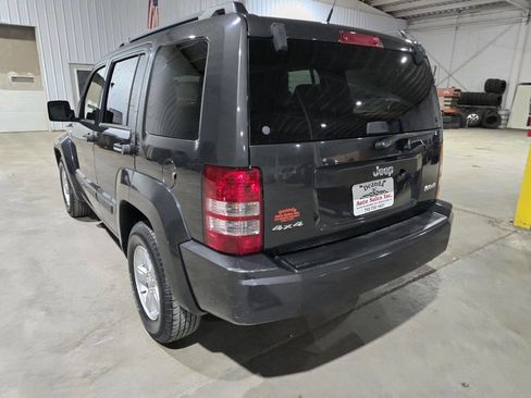 Used 2010 Jeep Liberty Sport w/ Popular Equipment Group image 7