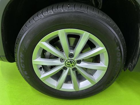 Used 2017 Volkswagen Tiguan Wolfsburg Edition AWD/4WD image 15
