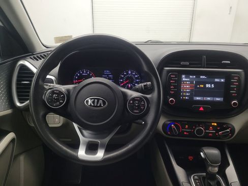 Used 2020 Kia Soul LX image 22