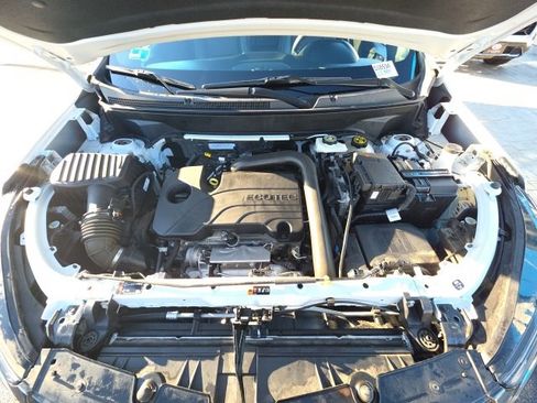 Used 2023 Chevrolet Equinox RS w/ RS Leather Package image 32