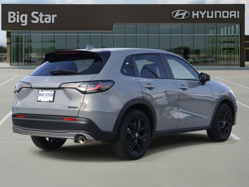 Used 2024 Honda HR-V Sport image 4