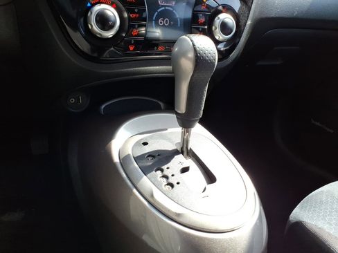 Used 2015 Nissan Juke SV w/ Technology Package AWD/4WD image 18