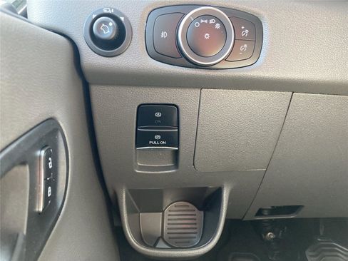 Used 2024 Ford Transit 350 XLT image 14