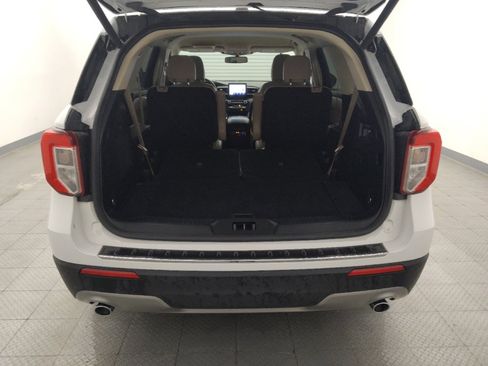 Used 2022 Ford Explorer Limited w/ Equipment Group 301A image 29