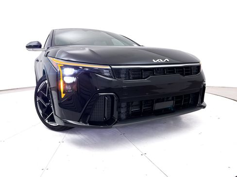 Certified 2025 Kia K4 EX w/ GT-Line Premium Package FWD image 8