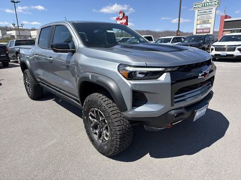 New 2026 Chevrolet Colorado ZR2 w/ Technology Package AWD/4WD image 3