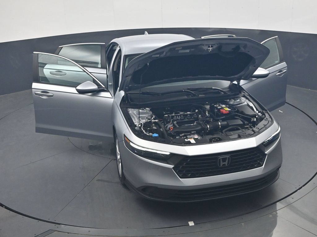 Used 2023 Honda Accord LX image 36
