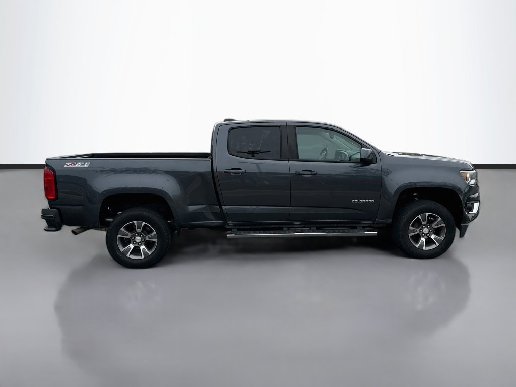 Used 2017 Chevrolet Colorado Z71 AWD/4WD image 8