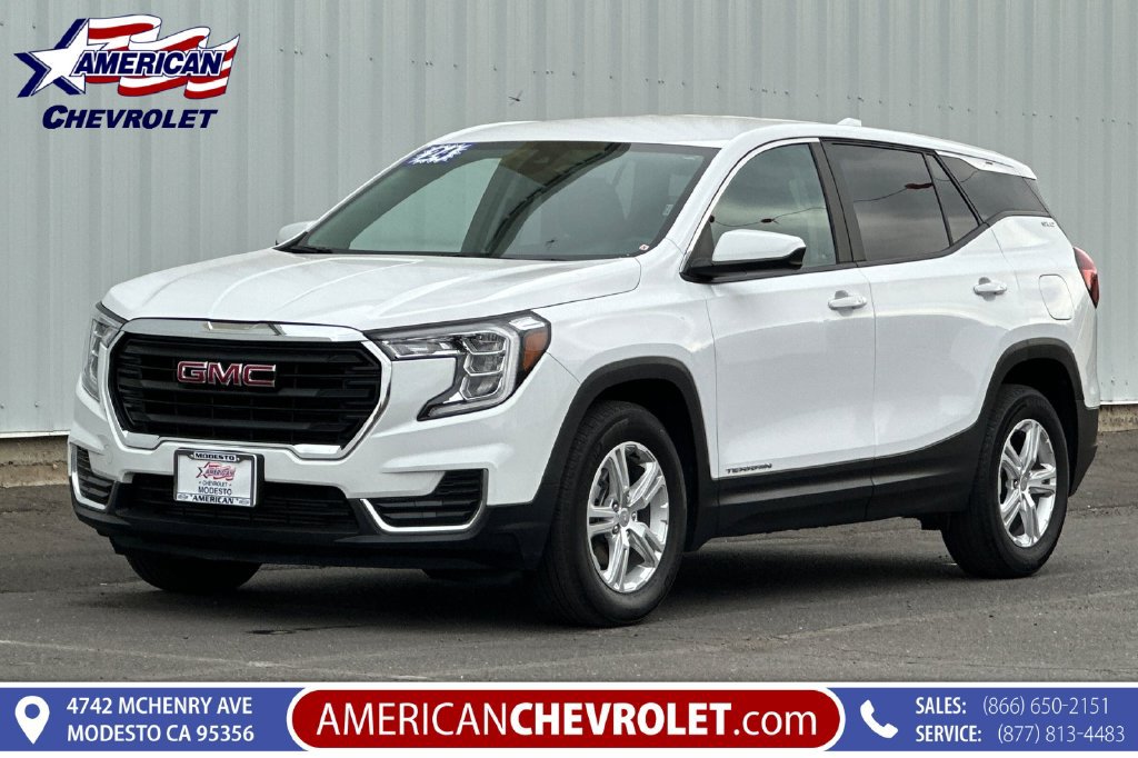 Used 2024 GMC Terrain SLE FWD image 8