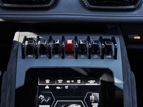 Used 2023 Lamborghini Huracan Tecnica image 59