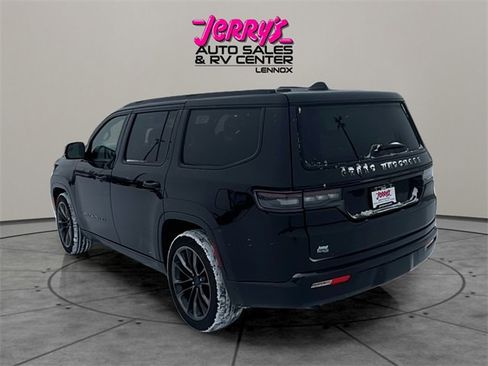 Used 2025 Jeep Grand Wagoneer Series III w/ Rear Seat Video Group 1 image 13