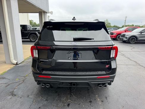 New 2026 Ford Explorer ST w/ Sun And Sound Package AWD/4WD image 4
