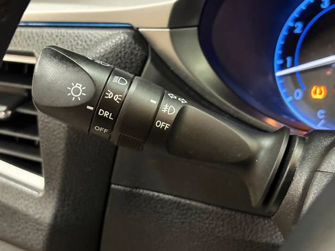 Used 2015 Toyota Corolla S FWD image 33