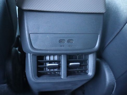 New 2026 Chevrolet Equinox LT image 19