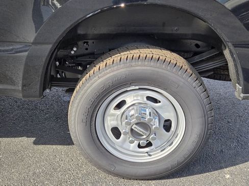 New 2025 Ford F350 XL w/ XL Chrome Package RWD image 8