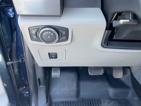 Used 2016 Ford F150 XLT w/ Equipment Group 302A Luxury AWD/4WD image 28