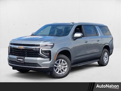New 2025 Chevrolet Suburban LS