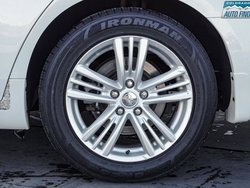 Used 2012 INFINITI G37 x w/ Premium Pkg image 24