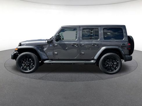 Used 2025 Jeep Wrangler Sahara 4xe image 2