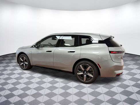 New 2026 BMW iX xDrive45 image 3