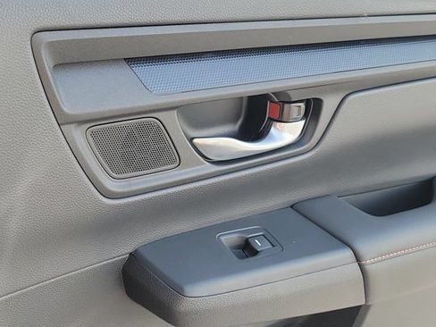 Used 2025 Honda CR-V Sport-L image 7