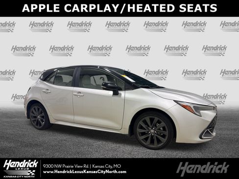 Used 2024 Toyota Corolla XSE FWD image 1