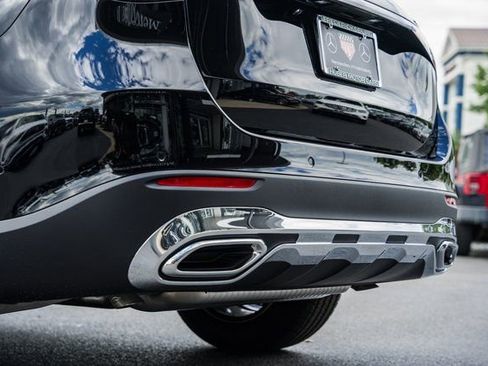 New 2025 Mercedes-Benz GLC 350e 4MATIC image 7