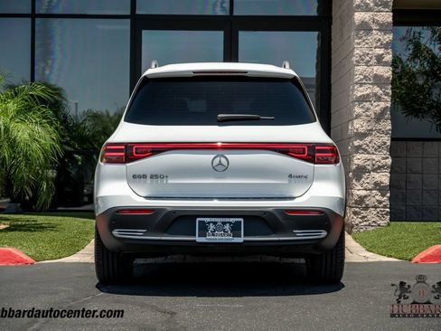 Used 2025 Mercedes-Benz EQB 250+ image 7