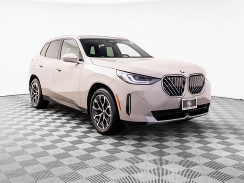 Certified 2025 BMW X3 xDrive30i w/ Premium Package AWD/4WD image 8