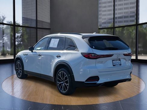 Certified 2025 MAZDA CX-70 Plug-In Hybrid w/ Premium Pkg image 5