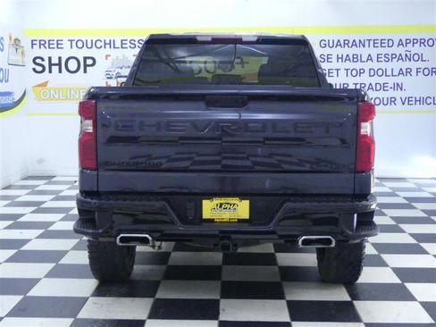 Used 2022 Chevrolet Silverado 1500 Custom Trail Boss w/ LPO, Dark Essentials Package image 6