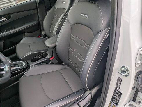 Used 2023 Kia Forte GT-Line image 14