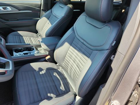 New 2026 Ford Explorer ST-Line AWD/4WD image 12