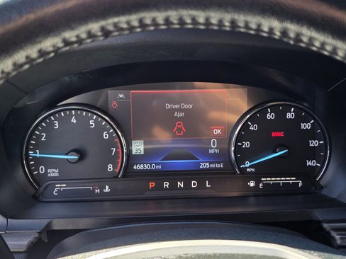 Used 2023 Ford Explorer Limited image 15